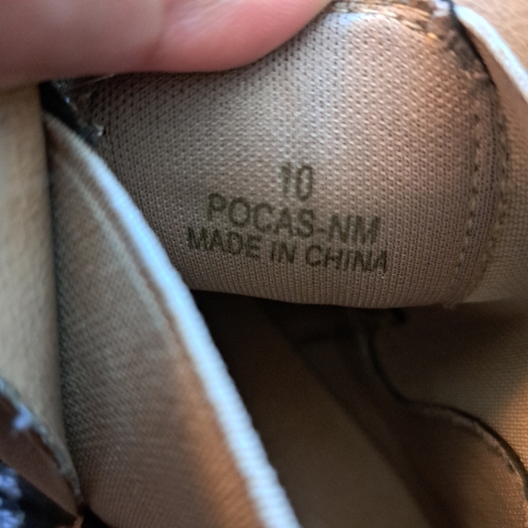 Nicole Miller Pocas Womens Size 10 Beige Tan Suede Ankle Booties - Picture 4 of 9